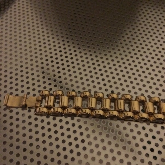 Laila Rowe choker. - Picture 3 of 4